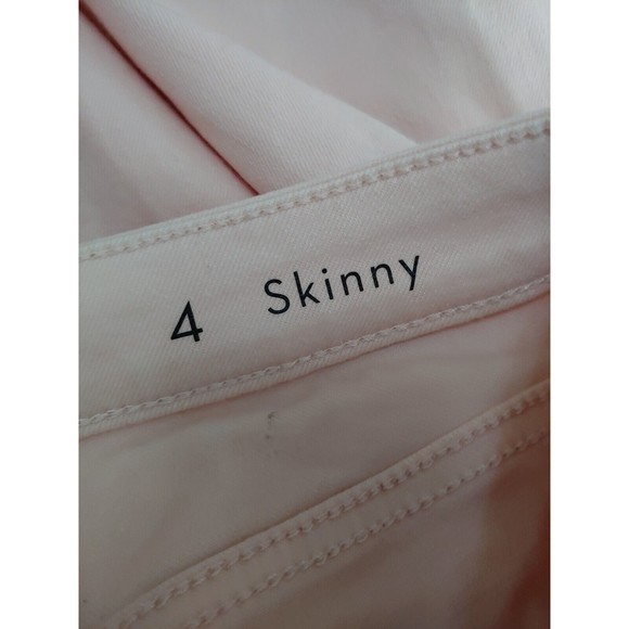 Love Lauren Conrad Womens Skinny Jeans Sz 4 Light Pink Heart Raw Hem Valentines - Picture 11 of 12